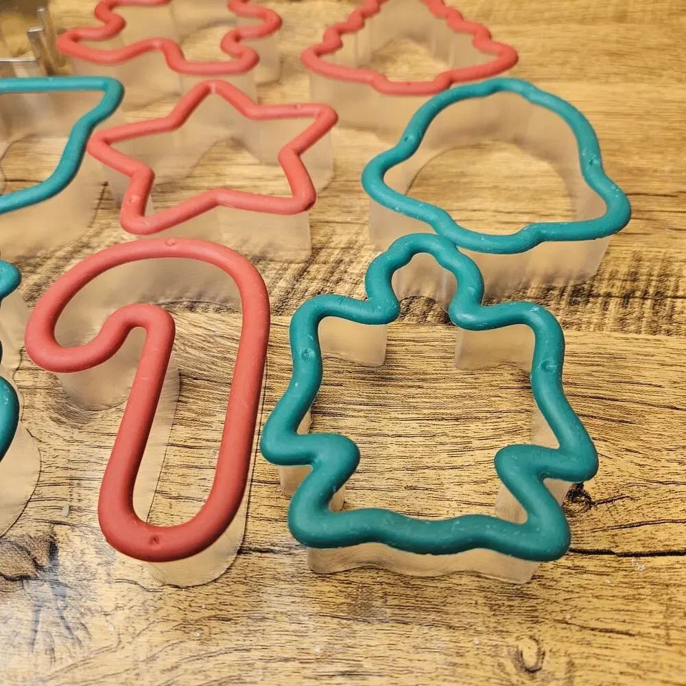 Comfort Grip Holiday Christmas Festive Cookie Cutters Angel Bell Stocking